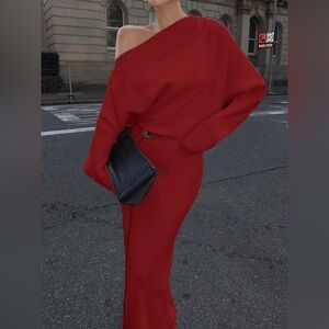 COMMENSE Asymmetrical Off Shoulder Solid Long Sleeve Maxi Dress - size medium
